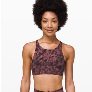 Lululemon Sports bra - Free to Be High Neck